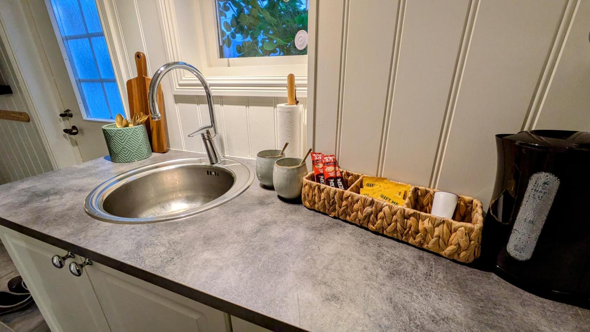 Exclusive And Cosy! Sea And Mountian View - Superfast Wifi, Washer And More Included Sortland Buitenkant foto