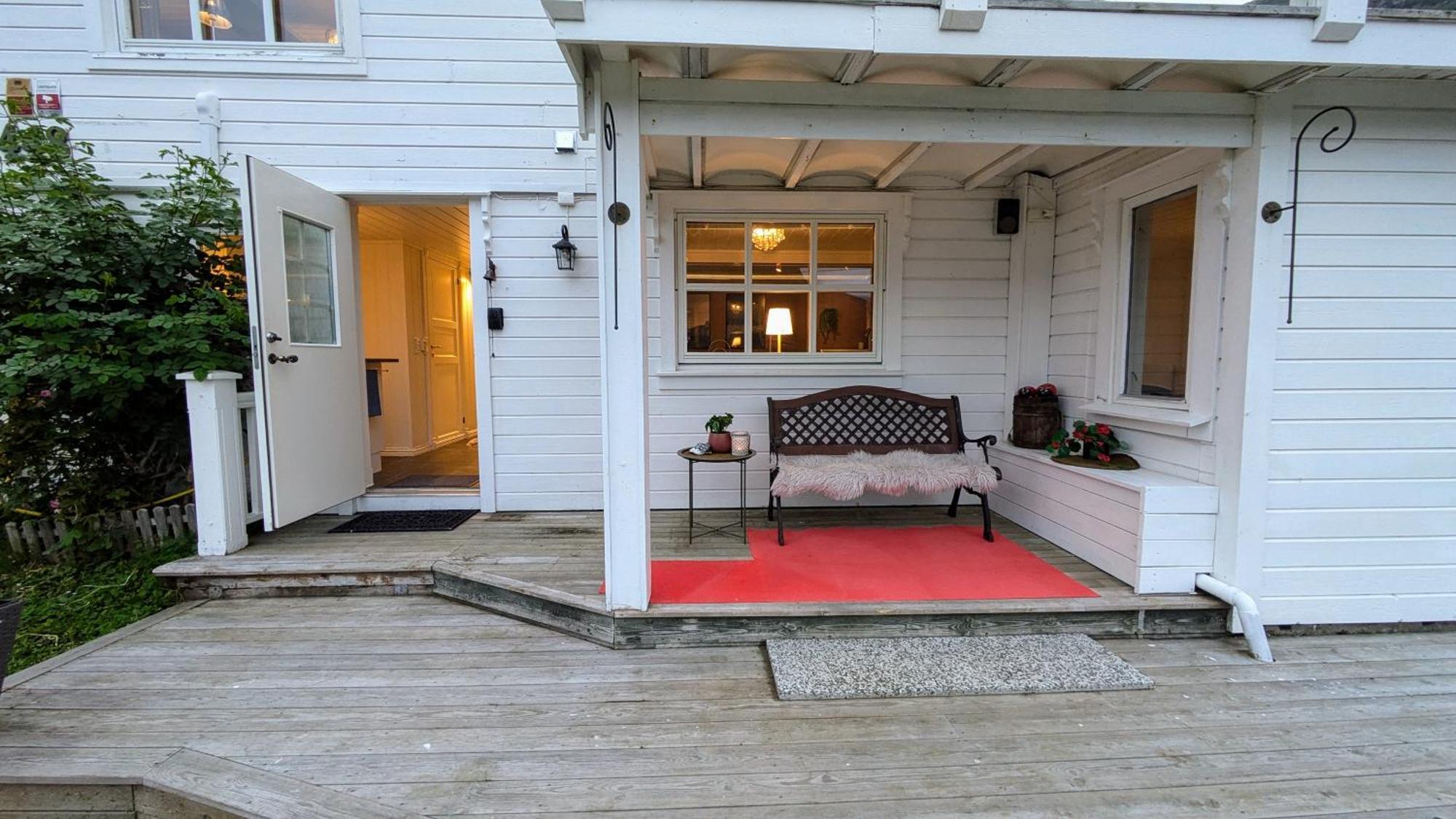Exclusive And Cosy! Sea And Mountian View - Superfast Wifi, Washer And More Included Sortland Buitenkant foto