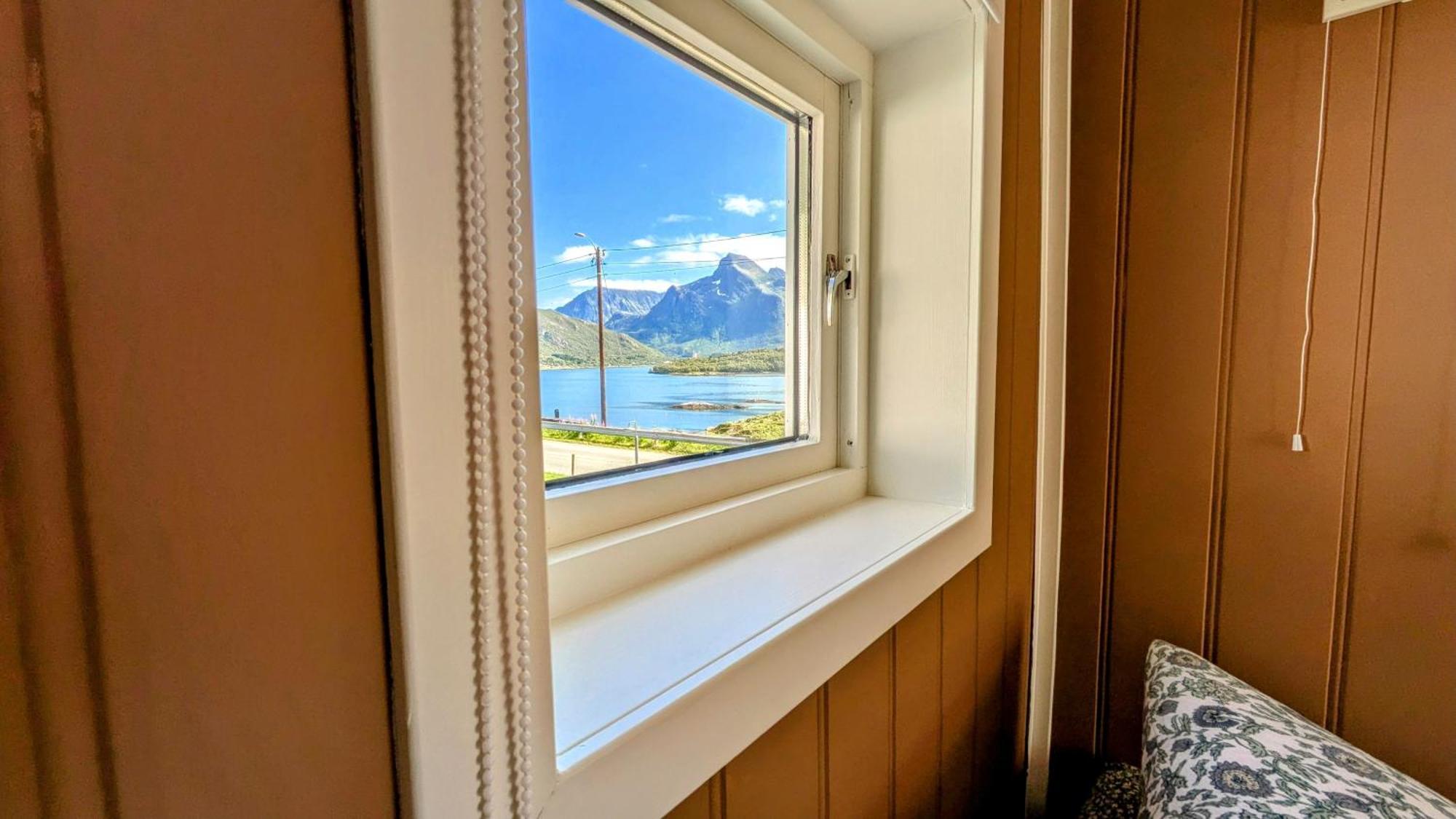 Exclusive And Cosy! Sea And Mountian View - Superfast Wifi, Washer And More Included Sortland Buitenkant foto